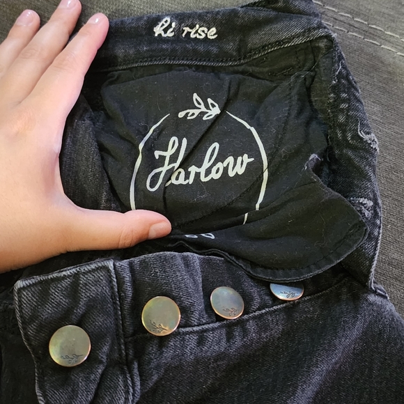 ** DONATED ** High Rise Button Fly Distressed Denim Shorts - Picture 4 of 4